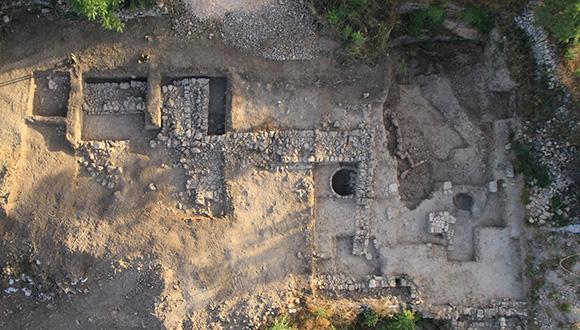 בעקבות תעלומת המקדש הקדום בתל מוצא בעקבות תעלומת המקדש הקדום בתל מוצא