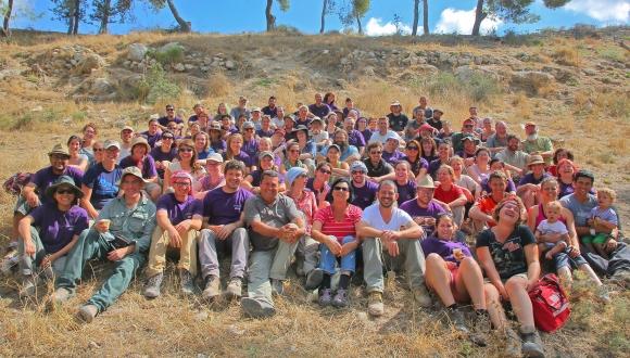 100 סטודנטים מרחבי העולם לוקחים חלק בחפירות הארכיאולוגיות בתל עזקה 100 סטודנטים מרחבי העולם לוקחים חלק בחפירות הארכיאולוגיות בתל עזקה